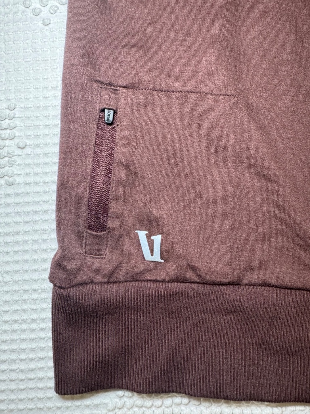 Vuori Men's Pullover Sweater Crew Neck - Picture 3 of 8
